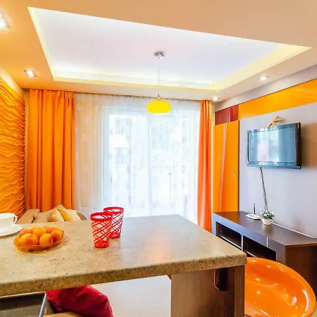 公寓 Pomaranczowy Z Basenem,sauna-blisko Morza. 科沃布热格