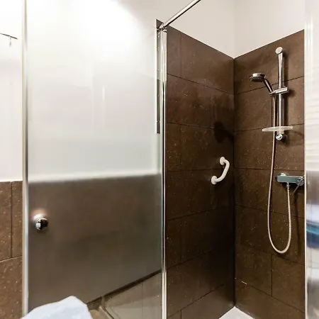 Pomaranczowy Z Basenem,sauna-blisko Morza. * コウォブジェク