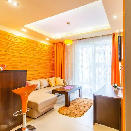 Pomaranczowy Z Basenem,sauna-blisko Morza. Apartman