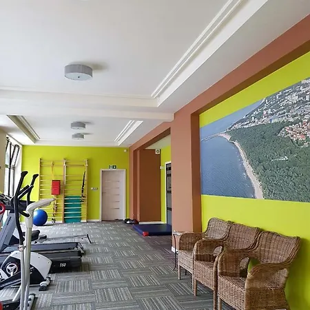 アパート Pomaranczowy Z Basenem,sauna-blisko Morza. コウォブジェク