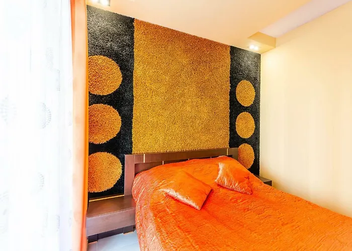 Pomaranczowy Z Basenem,sauna-blisko Morza. *