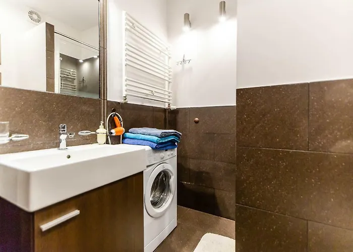 Pomaranczowy Z Basenem,sauna-blisko Morza. *