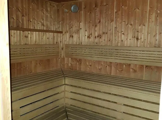 Lejlighed Pomaranczowy Z Basenem,sauna-blisko Morza. *